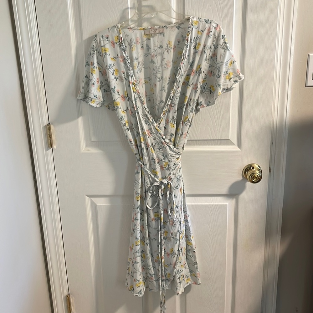 Loft Plus Size 16 Floral Wrap Dress